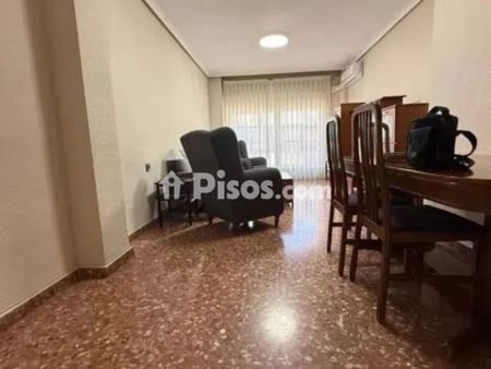 Piso en alquiler en Calle de María Marín, cerca de Calle Rosario - Foto 4