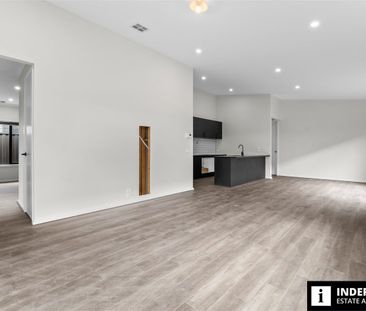 Stunning Home for Rent in the Serene Community of Strathtulloh! - Photo 6