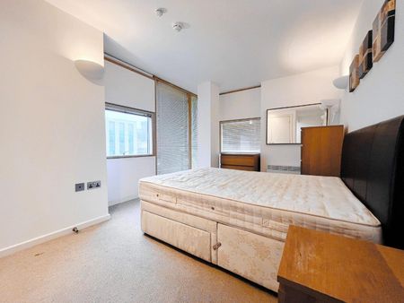 2 bedroom Flat To Let - Photo 5