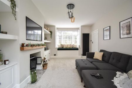 3 bedroom detached house to rent - Photo 3