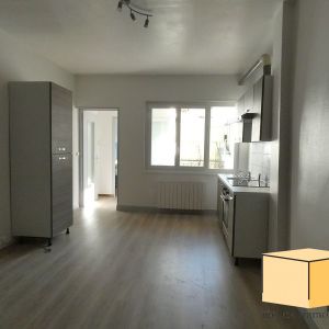 Location Appartement 1 pièce 36m² BELLEY 01300 - Photo 2