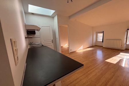 T2 bordeaux - 2 pièce(s) - 32.6 m2 - Photo 2