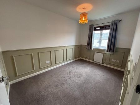 4 bedroom detached house to rent - Photo 4