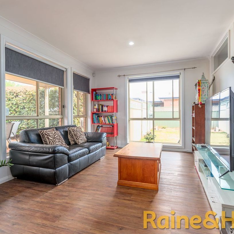 Spacious Family Home - Photo 1