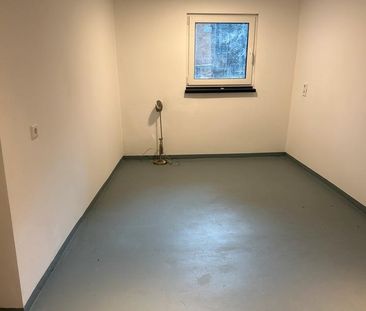 Souterrain Hobbyraum Appartment mit neuem Bad und Küche - Photo 6