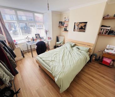 Cropthorne Road, Bristol - Photo 3