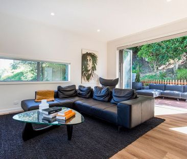 Executive living in Birkenhead - Photo 3