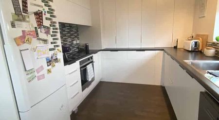 Room for the whole family! - Photo 3