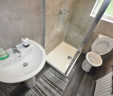 2 Bed Terraced House, Manor Avenue, LS6 - Photo 6