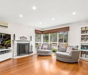 Family Comfort and Convenience in the Glen Waverley Secondary Zone - Photo 1
