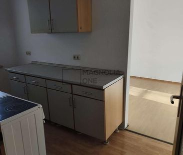 Geräumig & gut gelegen: 4-Zimmer-Wohnung im 2. OG in Gößnitz - Photo 4