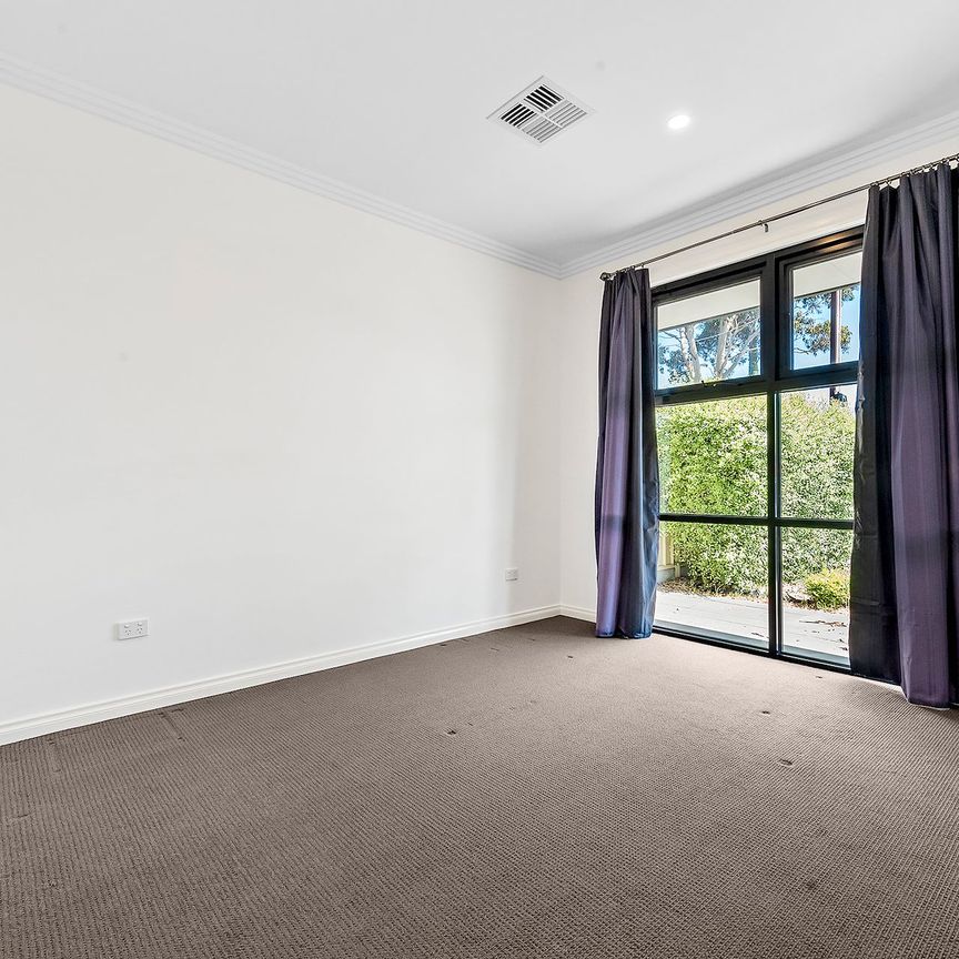 455A Cross Road, South Plympton. - Photo 1