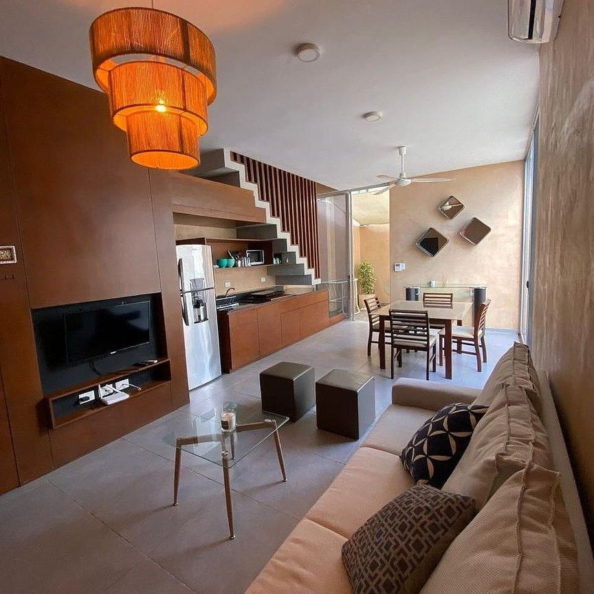 Townhouse en Av. Garcia Lavin con Paneles Solares - Foto 1