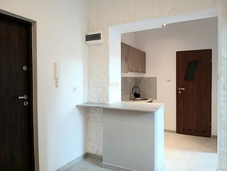 2 pokoje na wynajem w ładnej kamienicy w Centrum - Zdjęcie 4