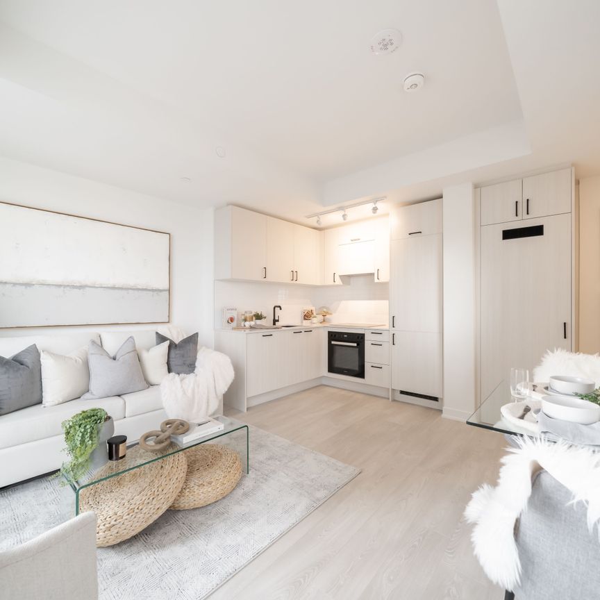 For Lease - 1 Quarrington Lane Unit# 912, Toronto, Ontario - Photo 1