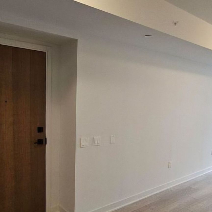 For Lease - 2920 Hwy 7 N/A Unit# 1213, Vaughan, Ontario - Photo 1