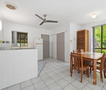 Private&comma; Furnished Villa in Korora - Photo 5