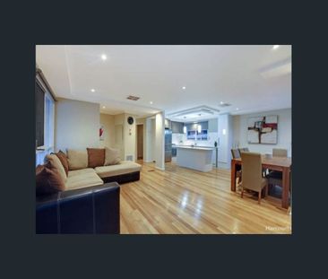 A Perfect Blend of Style, Comfort, & Convenience - Photo 2