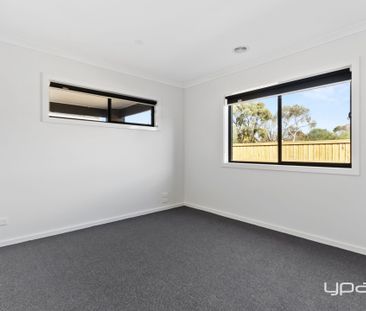 2 Orchard Street, Maddingley - Photo 2