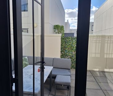 Furnished Parnell Townhouse - Photo 3