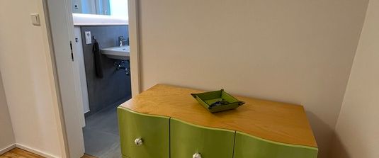 Möblierte 3-Zimmerwohnung in Nürnberg mit optimaler Anbindung nach Erlangen - Photo 1