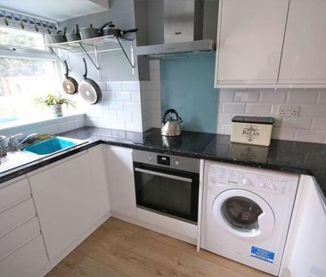 Horton Road, Datchet, SL3 - Photo 4