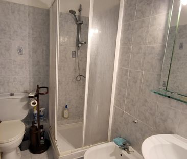 Location Appartement 2 pièces 30m² VILLENEUVE LOUBET 06270 - Photo 2