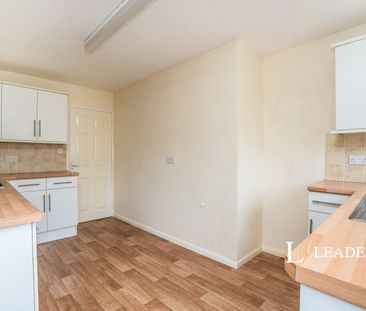 2 bedroom bungalow to rent Beaufort Road, Hampshire, Havant, PO9 - Photo 5