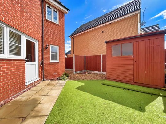 3 bedroom semi-detached house to rent - Photo 1