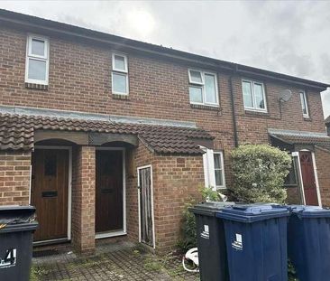 Clementine Court, London, London, W13 - Photo 5