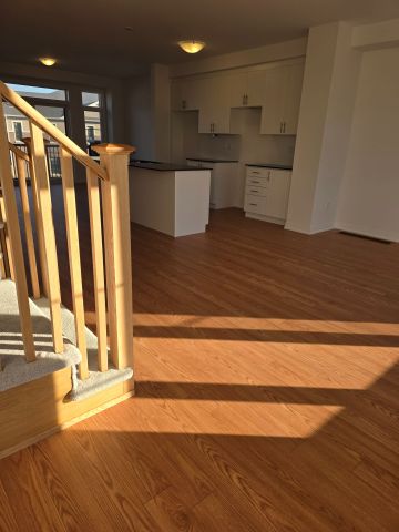 For Lease - 484 Provident Way, Hamilton, Ontario - Photo 2