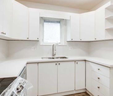 For Lease - 4 Hillholm Road Unit# Upper, Toronto, Ontario - Photo 6