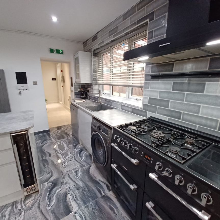 1 bedroom house share to rent - Photo 1