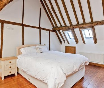 4 bedroom detached house to rent - Photo 4