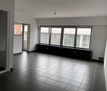 Gezellig instapklaar appartement nabij centrum Belsele - Foto 3