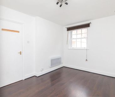 1 Bedroom Flat - Photo 4