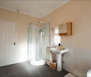 2 Bed Terraced House, Beatrice Road, LE3 - Photo 3