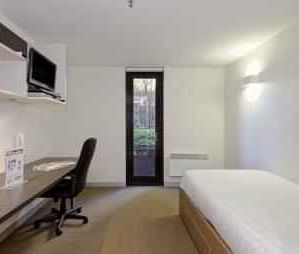 Studio Superior - Photo 1