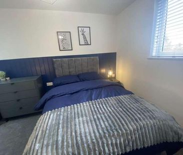 Newly Refurbished Ensuite Room With Kitchenette, PE1 - Photo 3