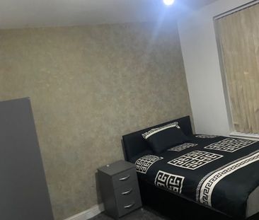 Room in a Shared House, Birmingham, B11 - Photo 2