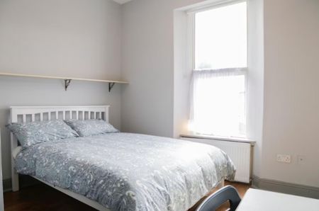 Room for rent, Royal Canal Terrace (Dublin City, Ireland) - Photo 2