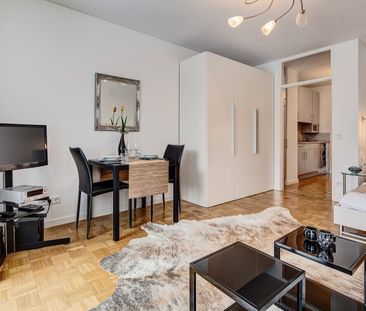 Exclusive, very quiet 1-room apartment in Arabellapark - Photo 1