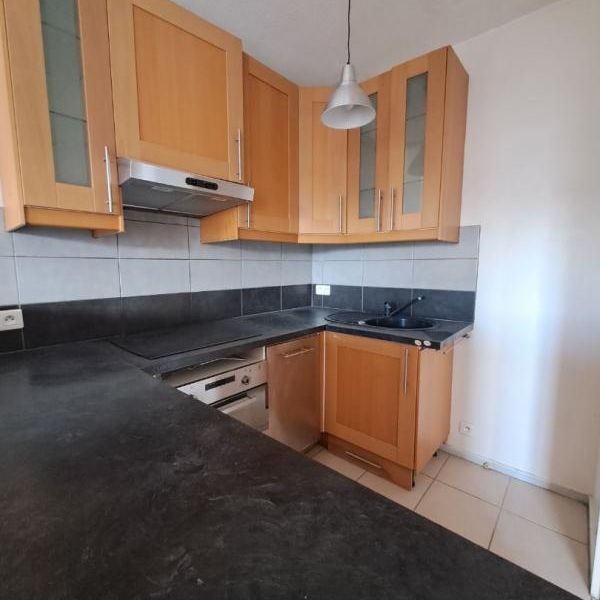 APPARTEMENT 3 PIECES EN DUPLEX QAURTIER ST JEAN DES VIGNES - Photo 1