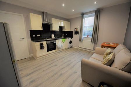 1 bedroom apartment to rent - Photo 4