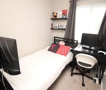 11 Coronation Gardens, Lisburn, BT27 5RG - Photo 5