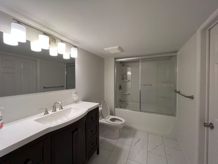 For Lease - 86 Verdi Road, Richmond Hill, Ontario - Photo 5