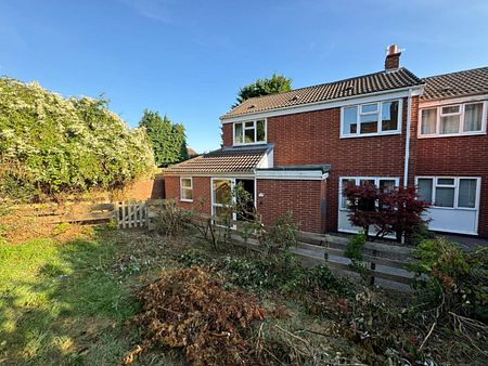 Devonshire Close, Newbold, Chesterfield - Photo 2