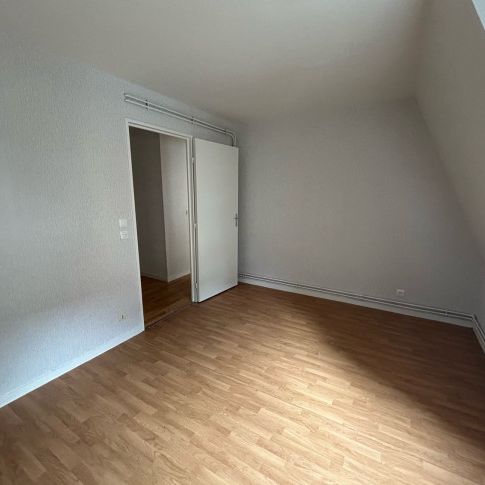 Location Appartement 4 pièces 78 m² La Châtre - Photo 1