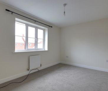 Acorn Way, Hardwicke, Gloucester - Photo 4