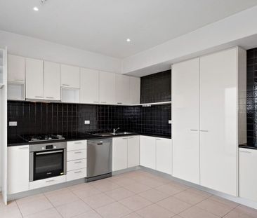 2/18 Arthur Street, South Yarra VIC 3141 - Townhouse For Rent | Domain - Photo 2